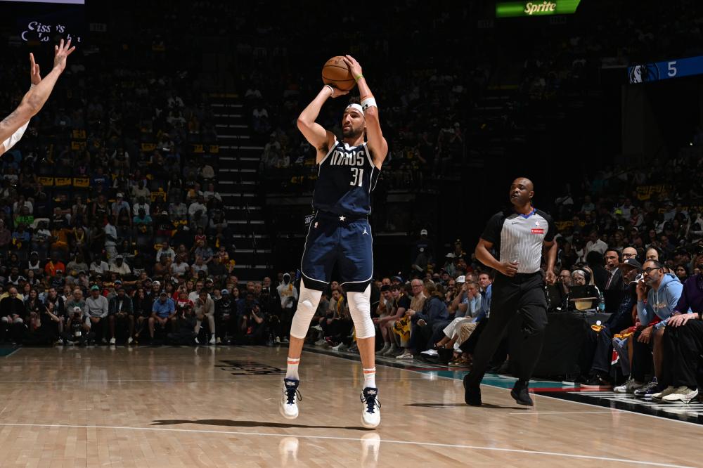 詹姆斯的两 詹姆斯的两