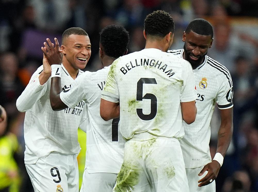 2024赛季中超颁奖典礼从简线上办 武磊包揽最佳射手、最佳球员奖.